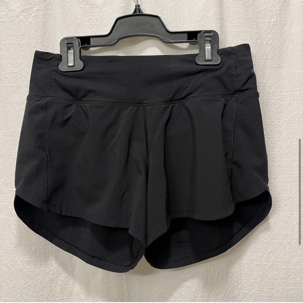 Black lululemon mid rise speed up short size 4
